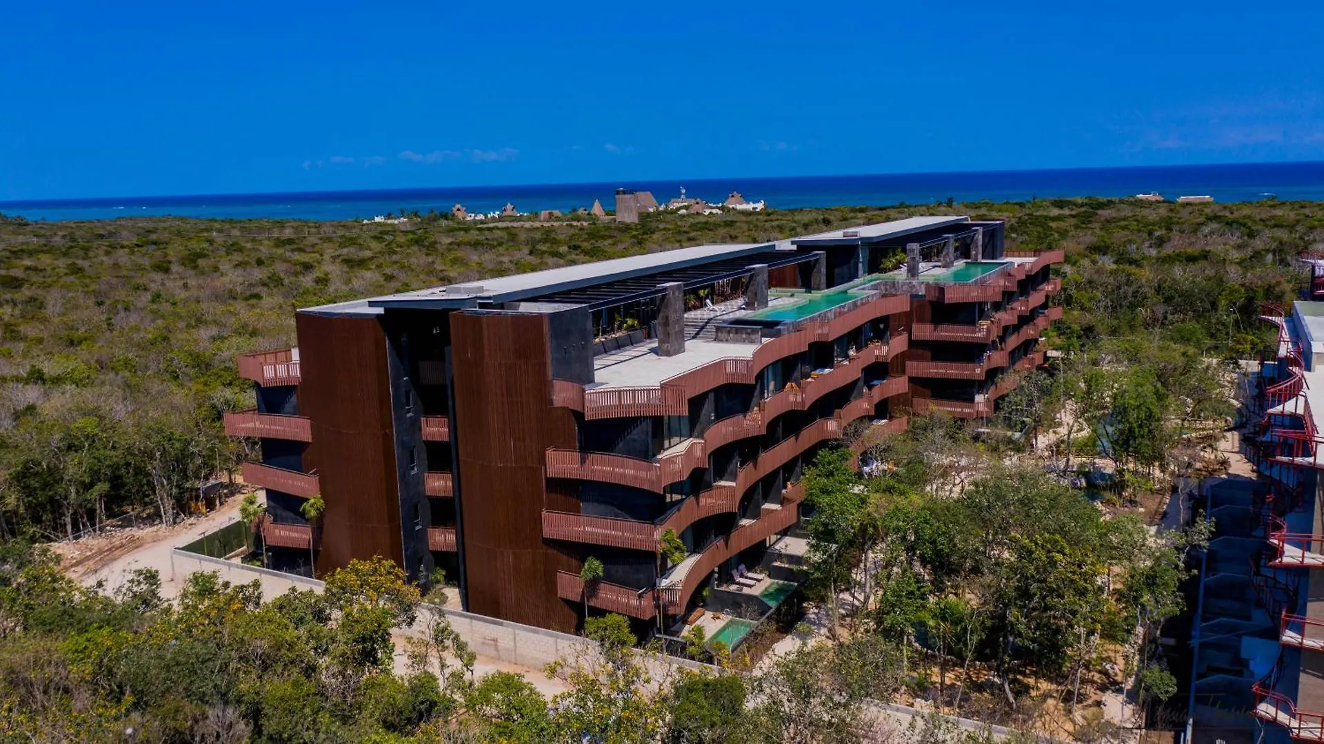Seascape Apartment Near The Beach With A Sea-View Rooftop And Infinity Pool 툴룸