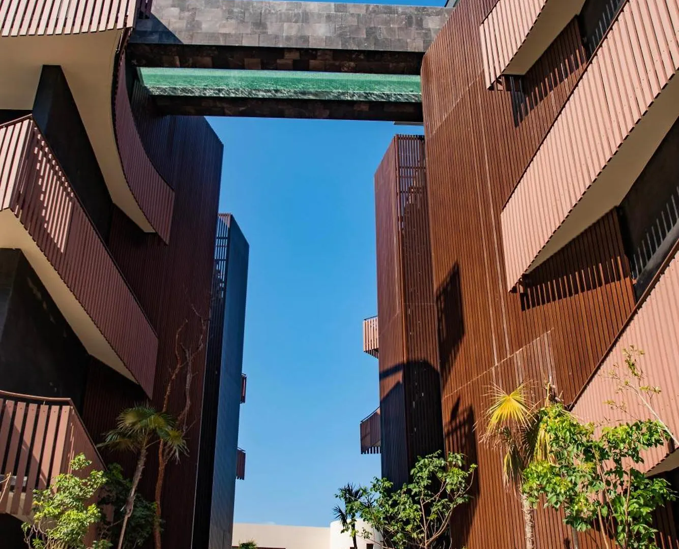 Seascape Apartment Near The Beach With A Sea-View Rooftop And Infinity Pool 툴룸