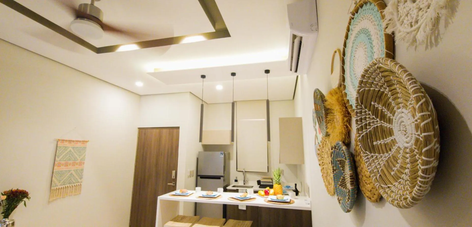 Seascape Apartment Near The Beach With A Sea-View Rooftop And Infinity Pool 툴룸
